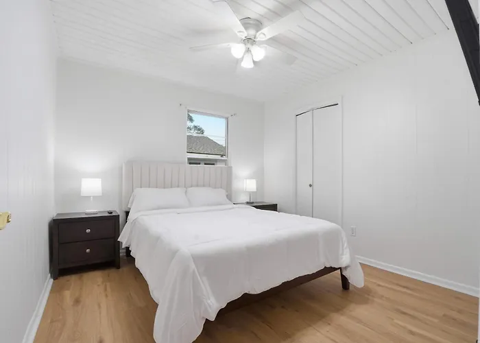Byron St 5br Single Unit Downtown Lafaytte *