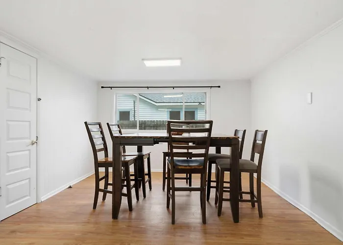 Byron St 5br Single Unit Downtown Lafaytte