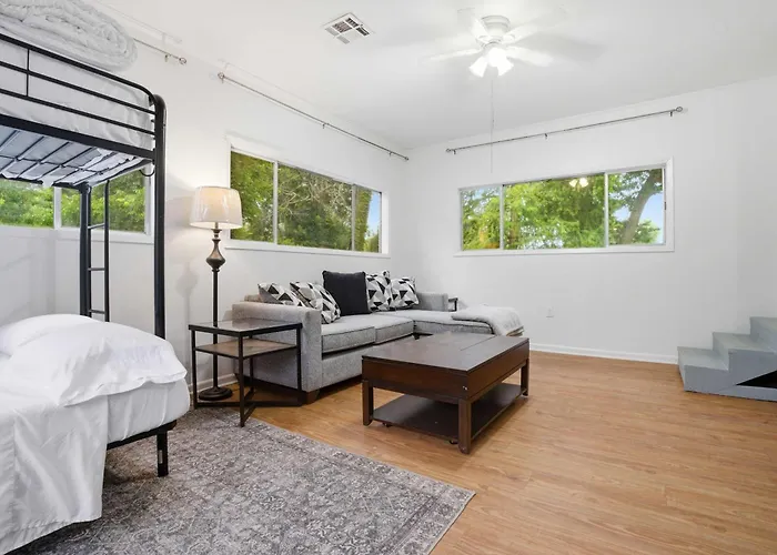 Byron St 5br Single Unit Downtown Lafaytte Appartement